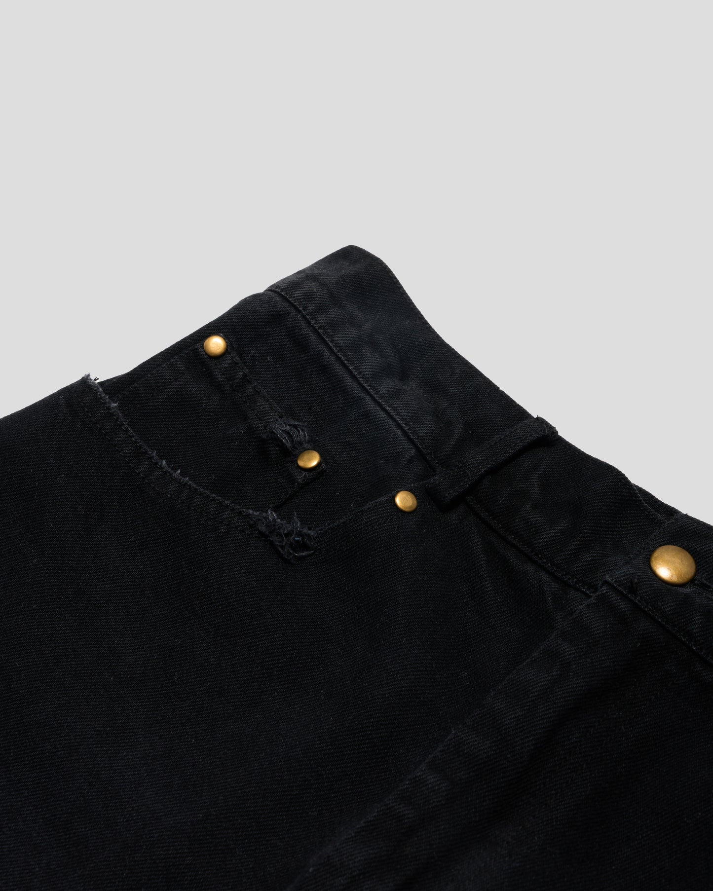 YP EMBROIDERED JEAN MEDIUM FIT PANTS IN BLACK