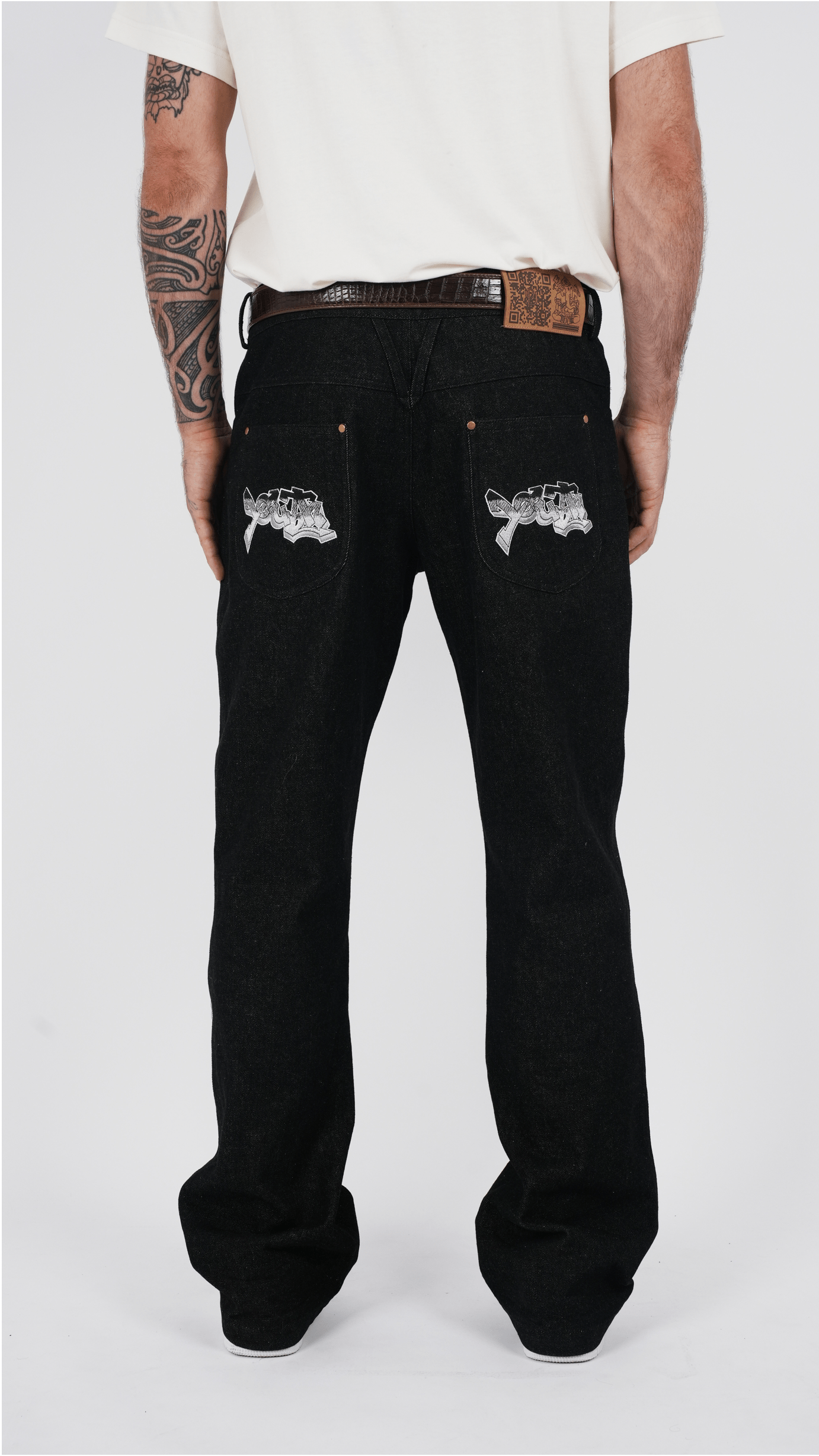 YP CLASSIC FIT DENIM LOGO EMBROIDERY